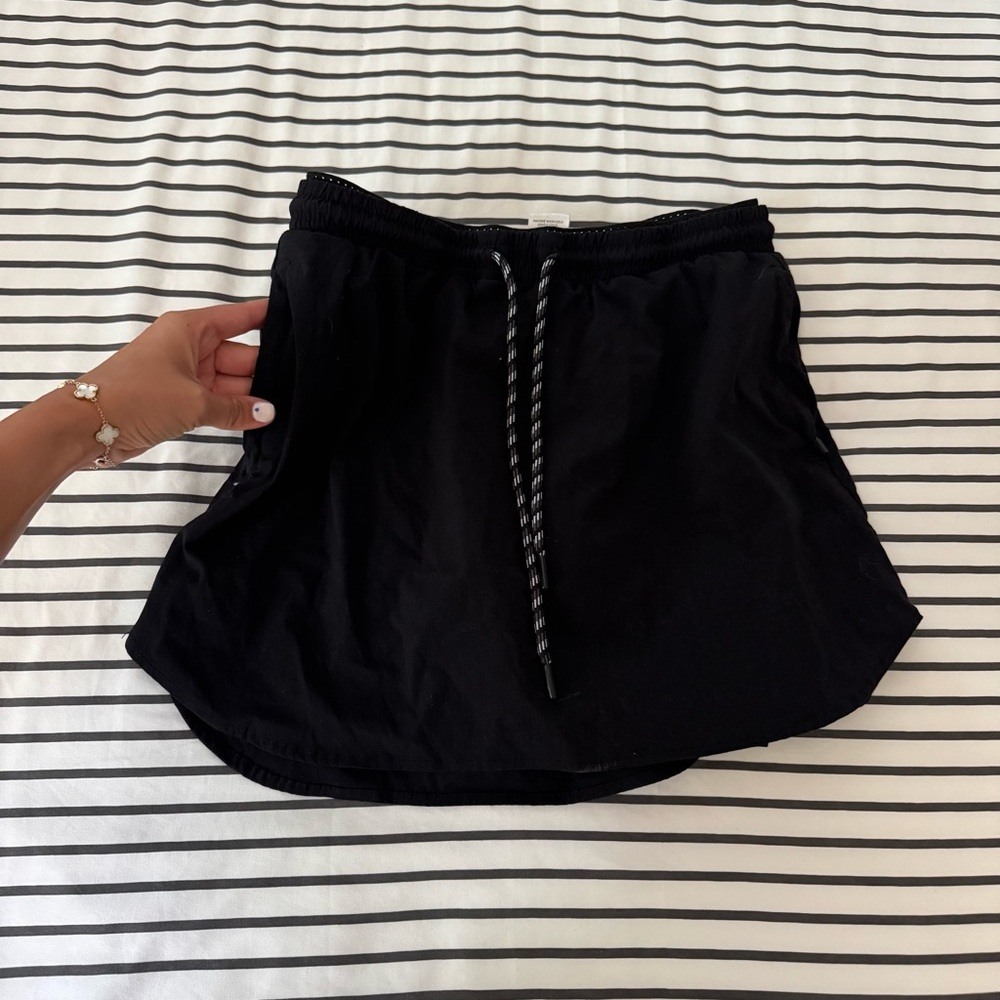 Black workout skort